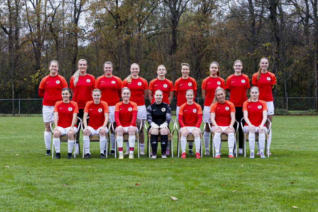 vrouwen 1, vrouwenvoetbal